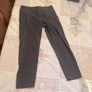 Athleta Girl capri dark purple leggings - size girls xl/14